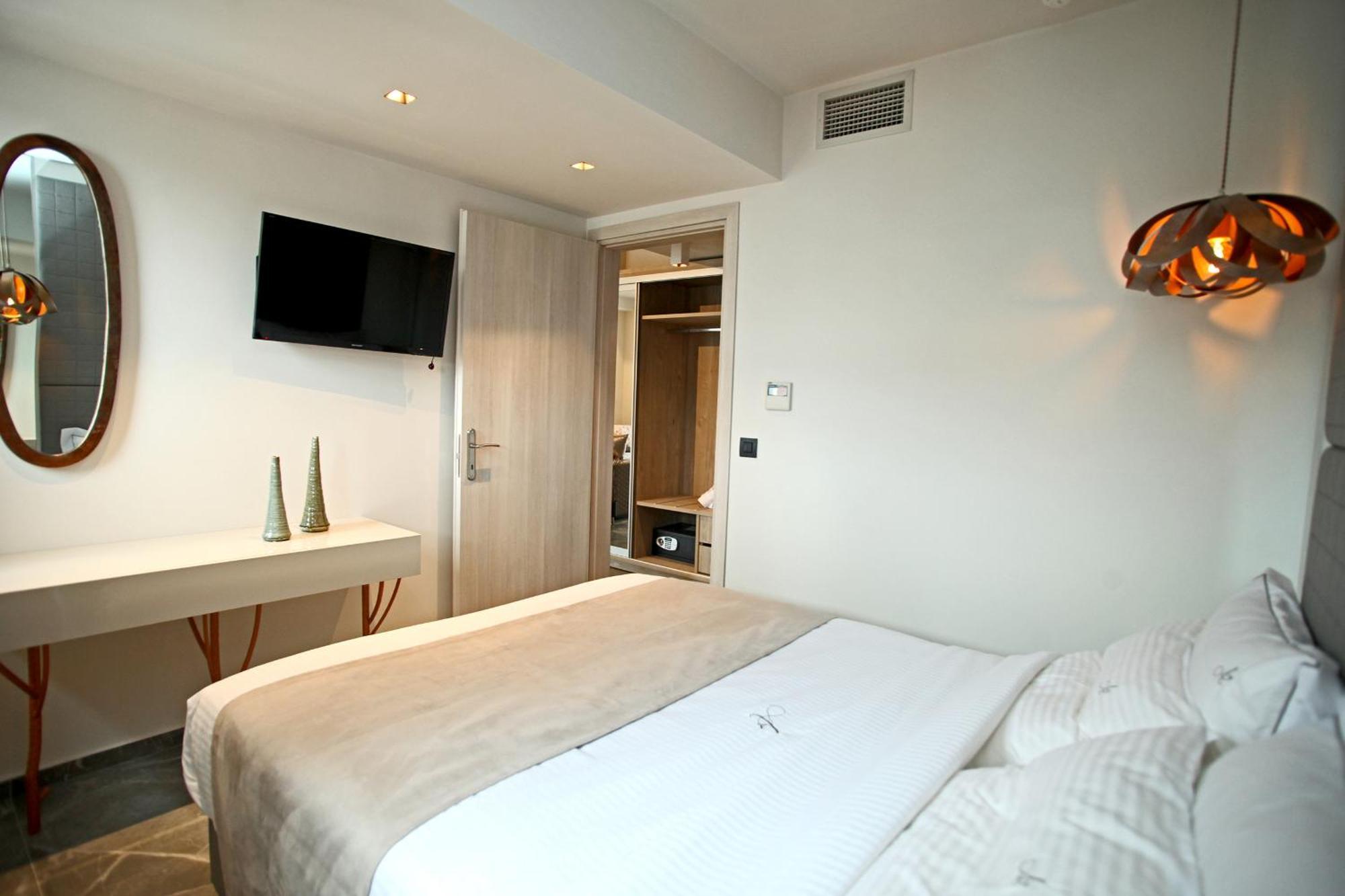 Athinais Luxury Apartments Hanioti Ngoại thất bức ảnh